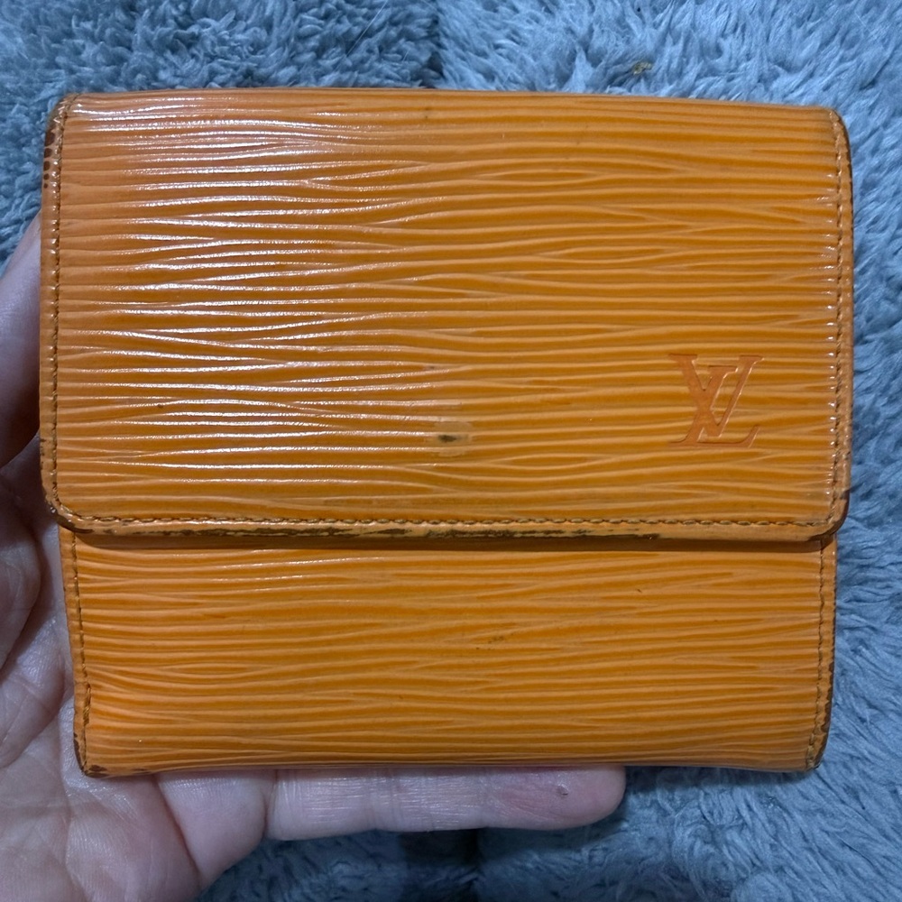 Louis Vuitton Vibrant Orange Epi Leather Wallet